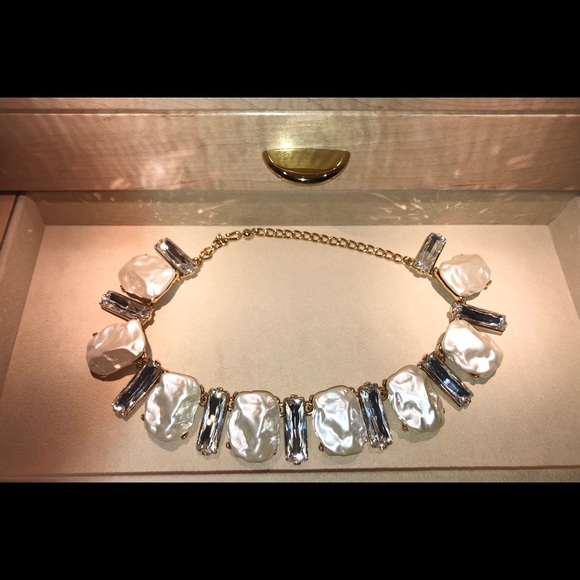 Absolutely Stunning and Super Rare! Kenneth Jay Lane Chunky Necklace!!! - Picture 6 of 7
